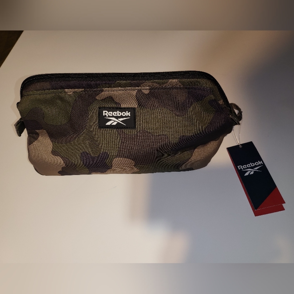 Reebok Green Camo Toiletry Travel Shower Bag NWT